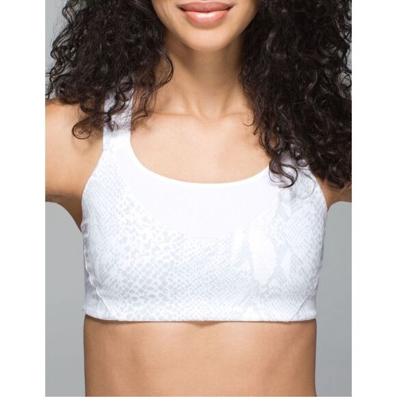 Lululemon On Your Way Sports Bra - Picture 1 of 7